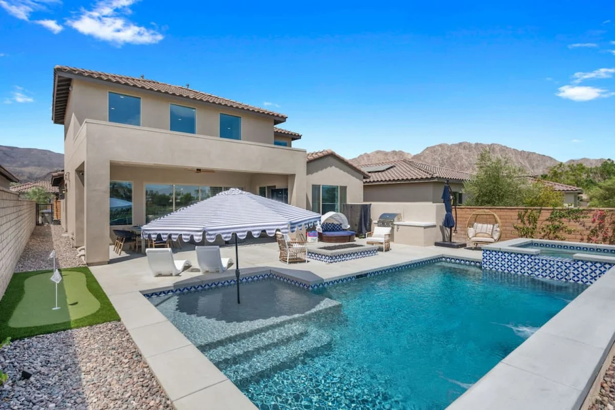 Home in La Quinta property photo 2