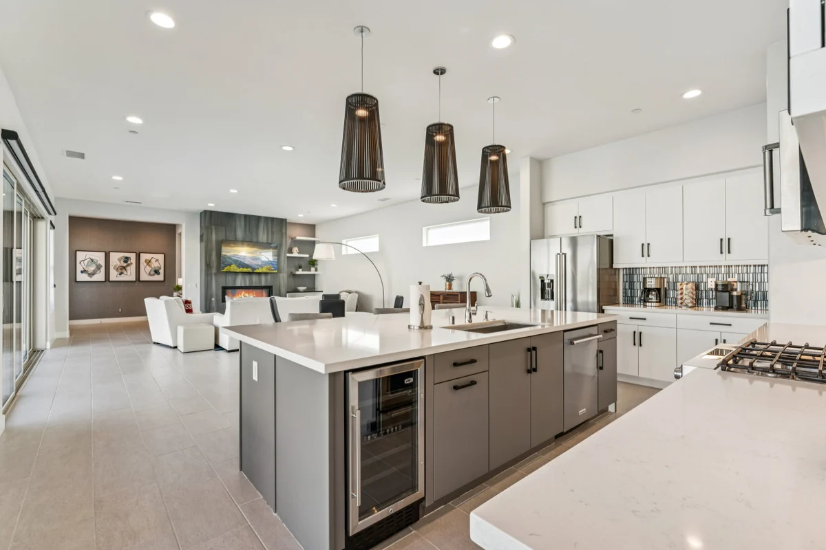 Home in La Quinta property photo 3
