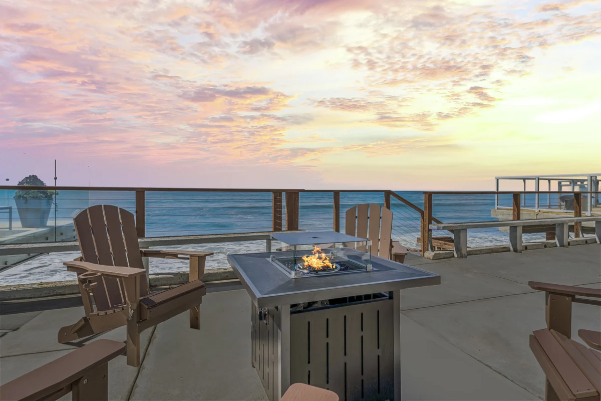 Sea Glass Beach Villa On the SAND Central Air Conditioning property photo 2