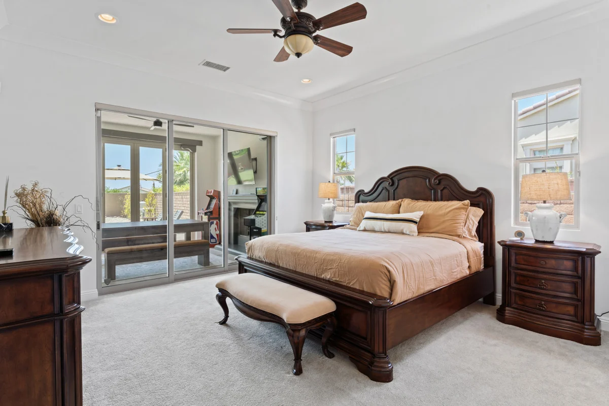 The Hawks Nest property photo 4