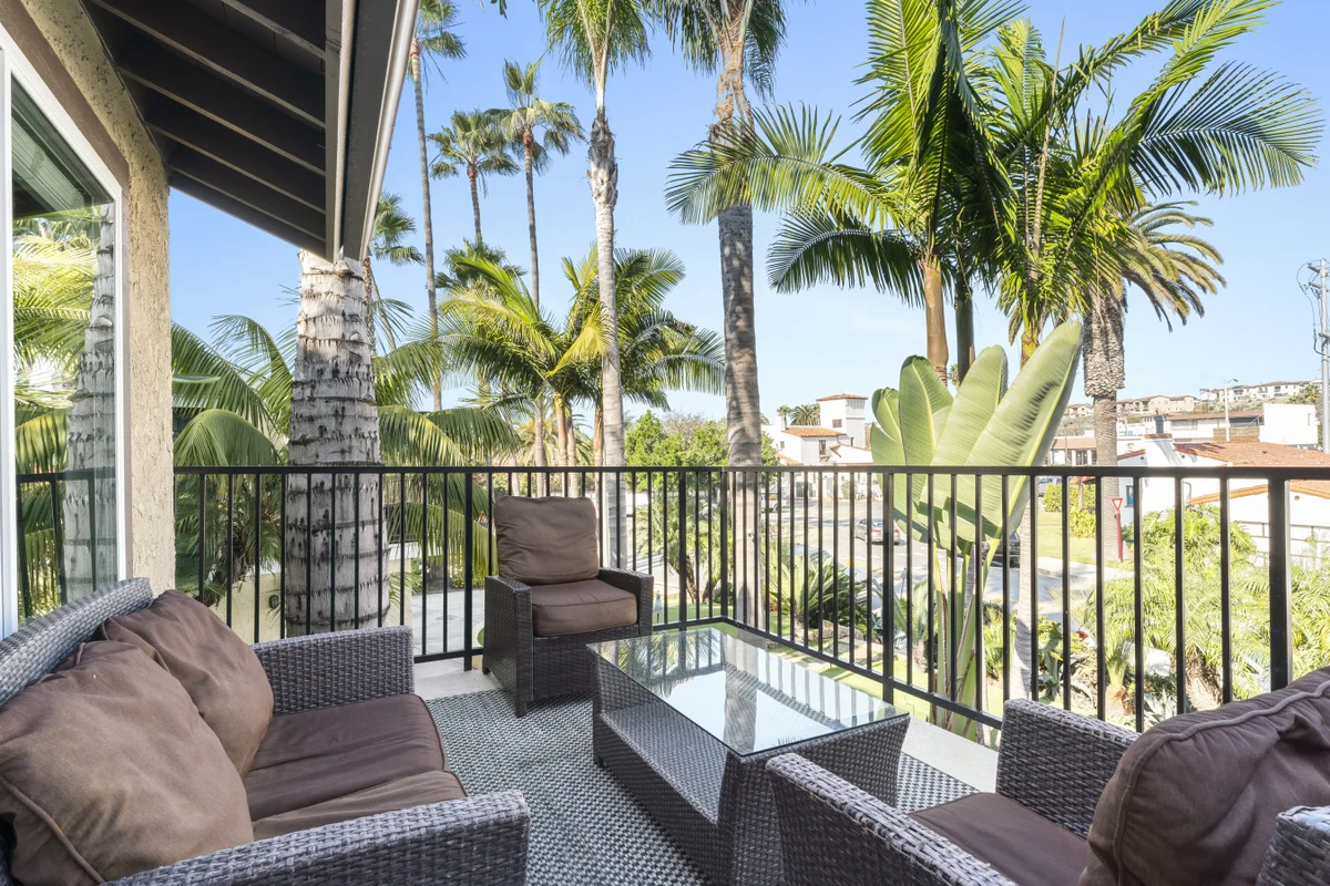 Home in San Clemente property photo 5