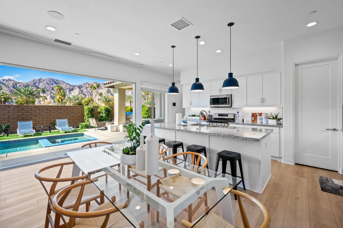 Home in La Quinta property photo 4