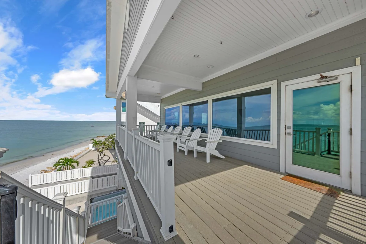 Serendipity - Beach Front 4/3 #105