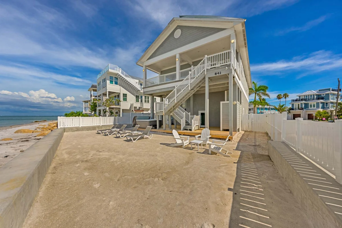 Serendipity - Beach Front 4/3 #121