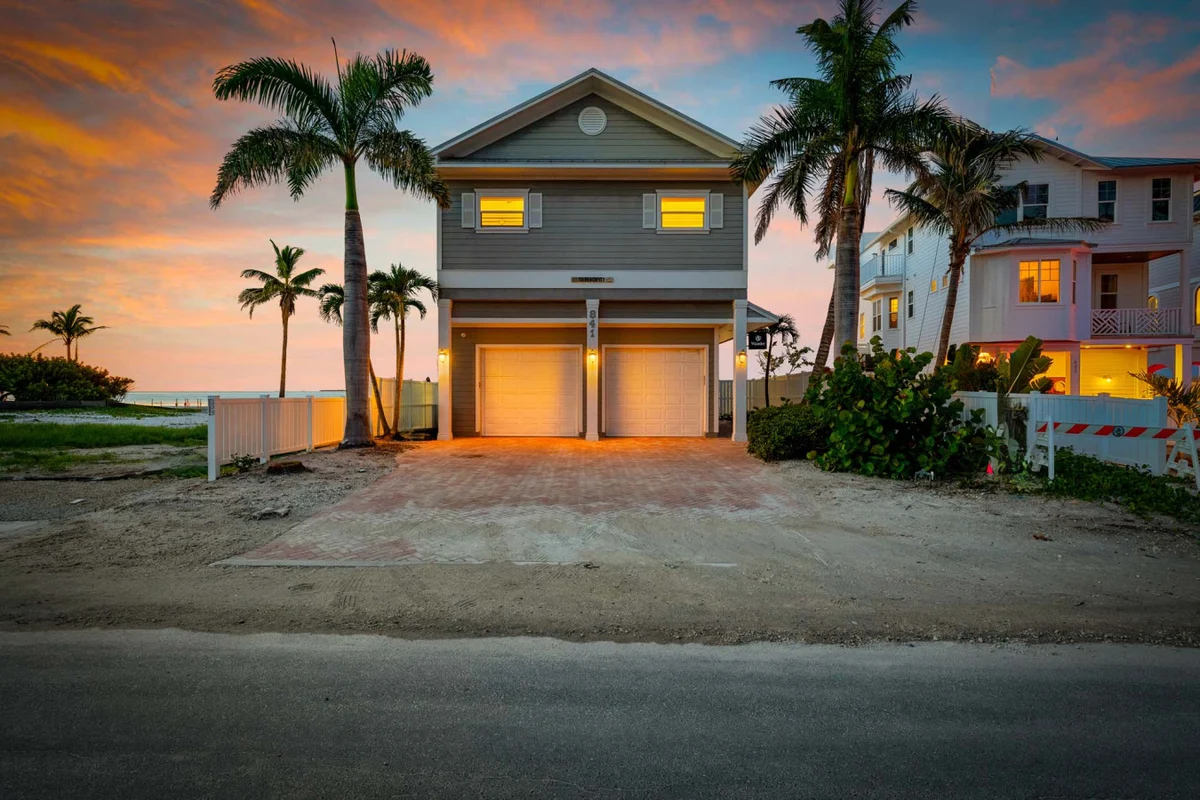 Serendipity - Beach Front 4/3 #123
