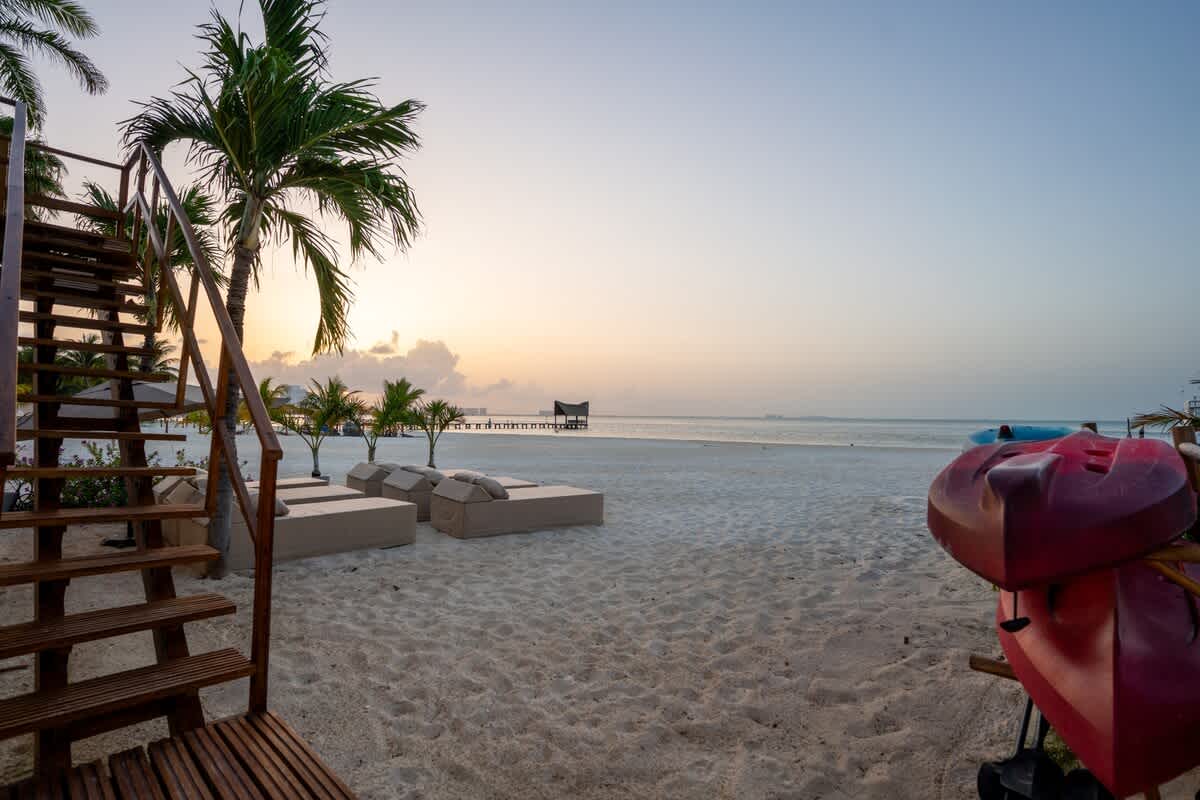 Wander Cancun Sands #142