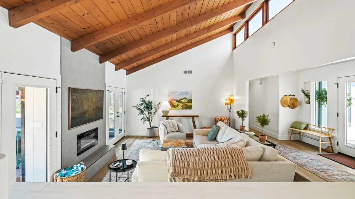 Upscale 4BD, Minutes to Plaza, Pool, Spa #50