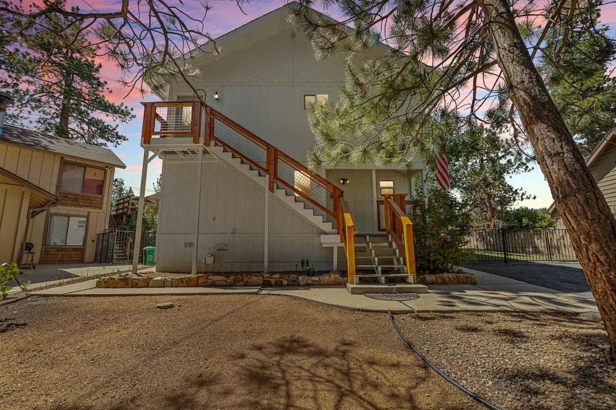 Mont Moderne, 5 Minutes to Ski Resorts & Hot Tub #102