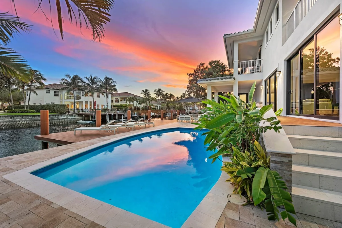 Waterfront Villa / Heated Pool, Gameroom, Sleeps12 #87