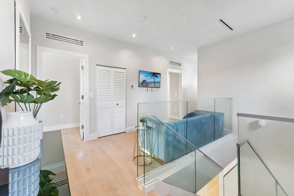 Waterfront Villa / Heated Pool, Gameroom, Sleeps12 #64