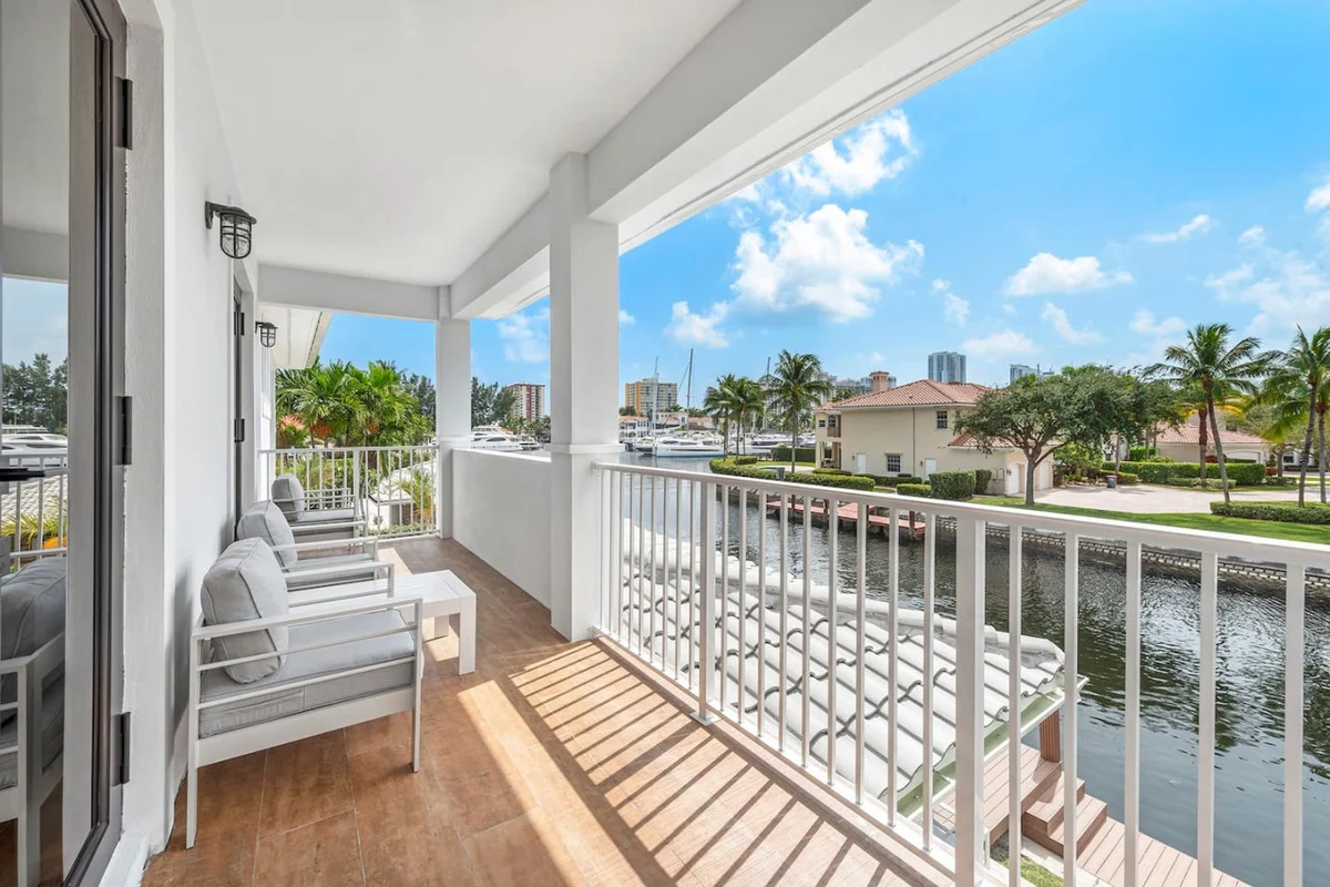 Waterfront Villa / Heated Pool, Gameroom, Sleeps12 #80