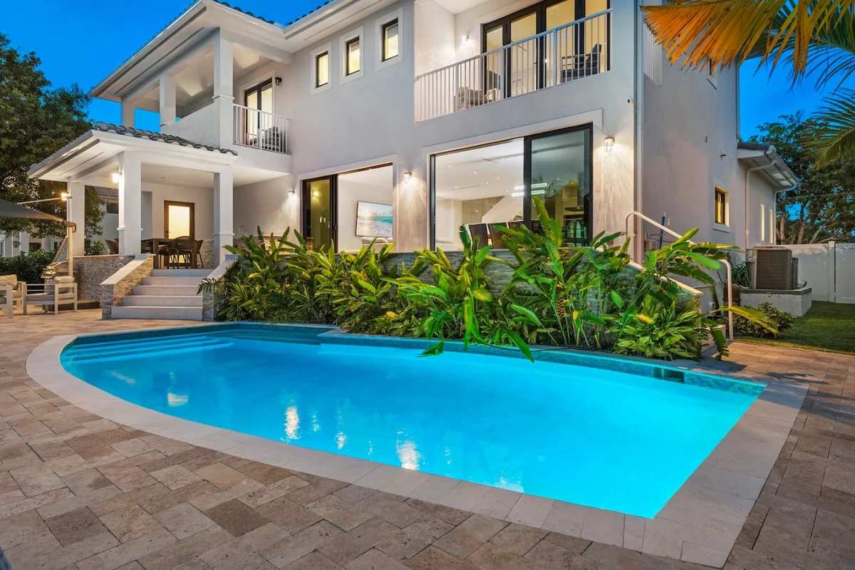 Waterfront Villa / Heated Pool, Gameroom, Sleeps12 #94