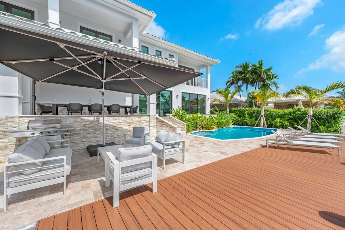 Waterfront Villa / Heated Pool, Gameroom, Sleeps12 #79