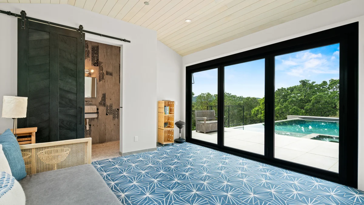 Stunning Estate - 3BD All Ensuite with gardens, pool, outdoor kitchen #68