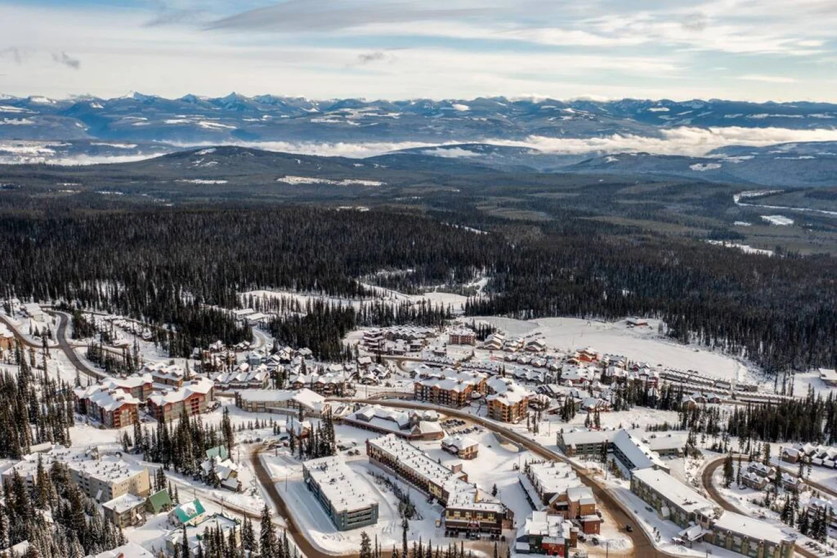 Chalet Monashee – Brand New High-End w/Amazing Views #112