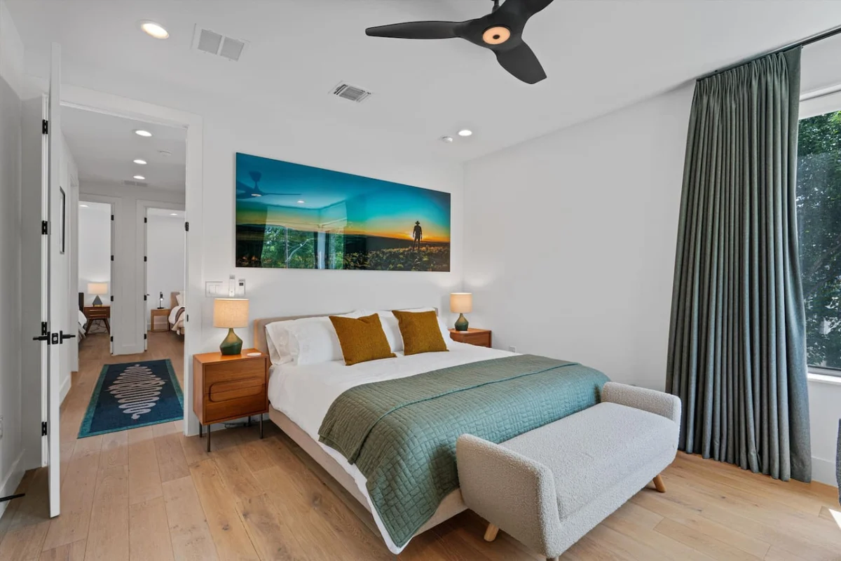Zilker | Heated Pool, Misters & Walk to S. Lamar #71