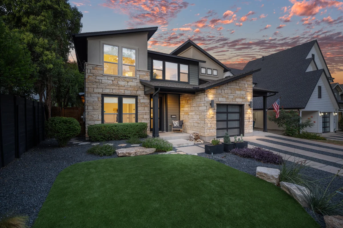 Zilker Home with Heated Pool, Hot Tub, Walkable #104
