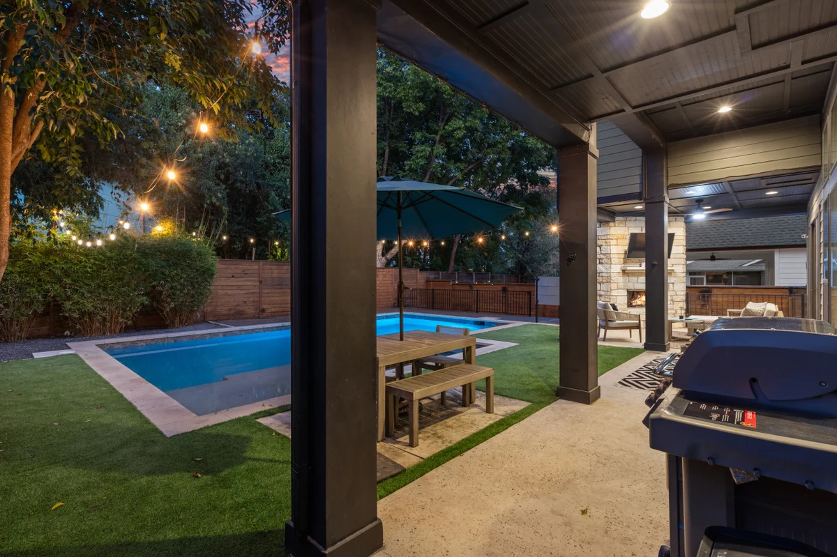 Zilker Home with Heated Pool, Hot Tub, Walkable #119