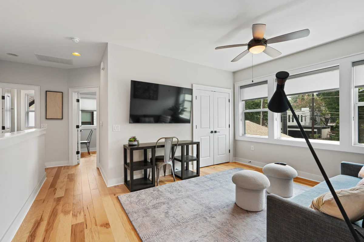 Zilker Home with Heated Pool, Hot Tub, Walkable #129