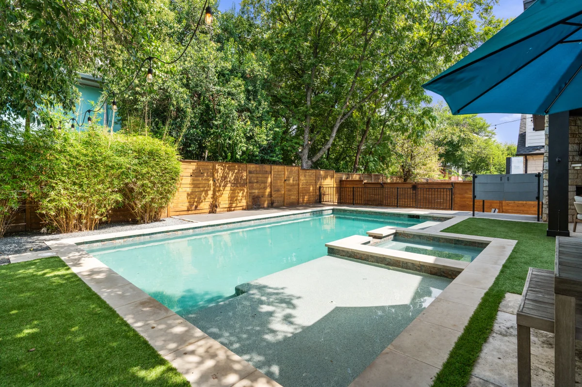 Zilker Home with Heated Pool, Hot Tub, Walkable #128