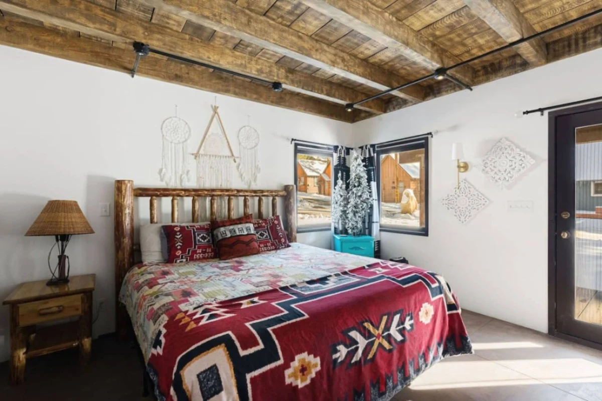 Dream Catcher| Modern Rustic, Hot Tub & EV #78