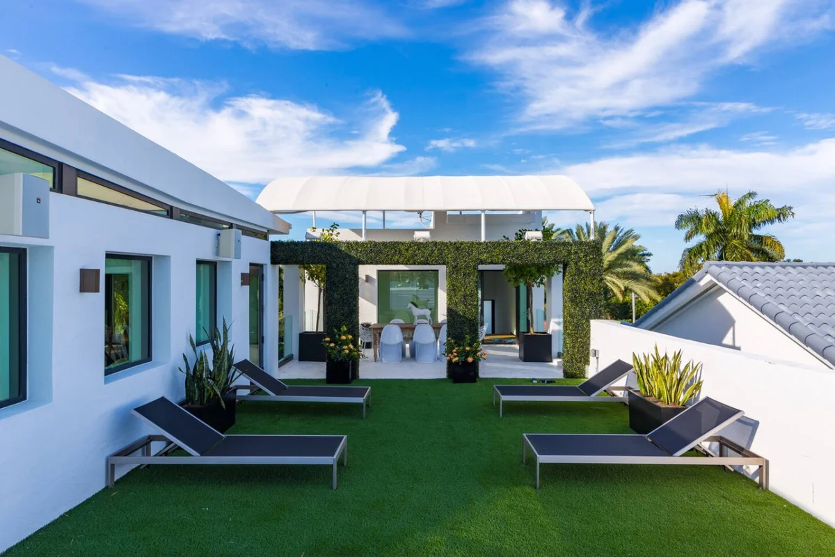Waterfront Villa - Rooftop Pool & Spa - Theater #58