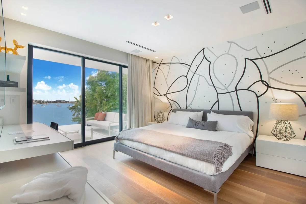 Waterfront Villa - Rooftop Pool & Spa - Theater #56