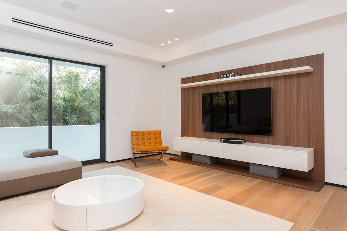 Waterfront Villa - Rooftop Pool & Spa - Theater #70