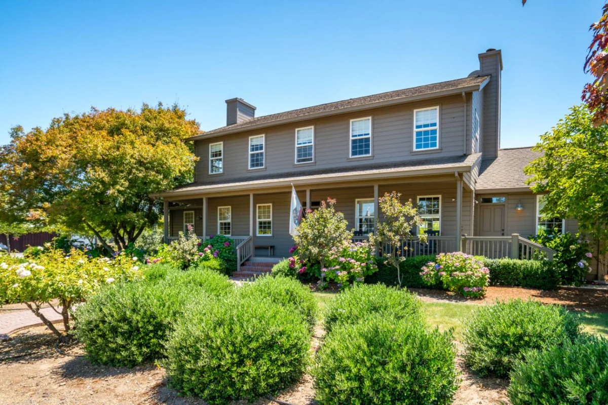 Spacious Santa Rosa Retreat - Outdoor Kitchen, Pool, Spa #131
