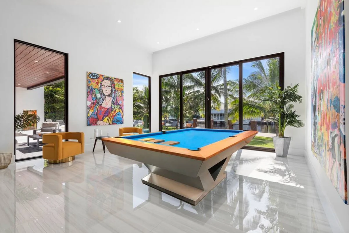 NEW Waterfront Villa w/ Pool/Jacuzzi/Billard #163