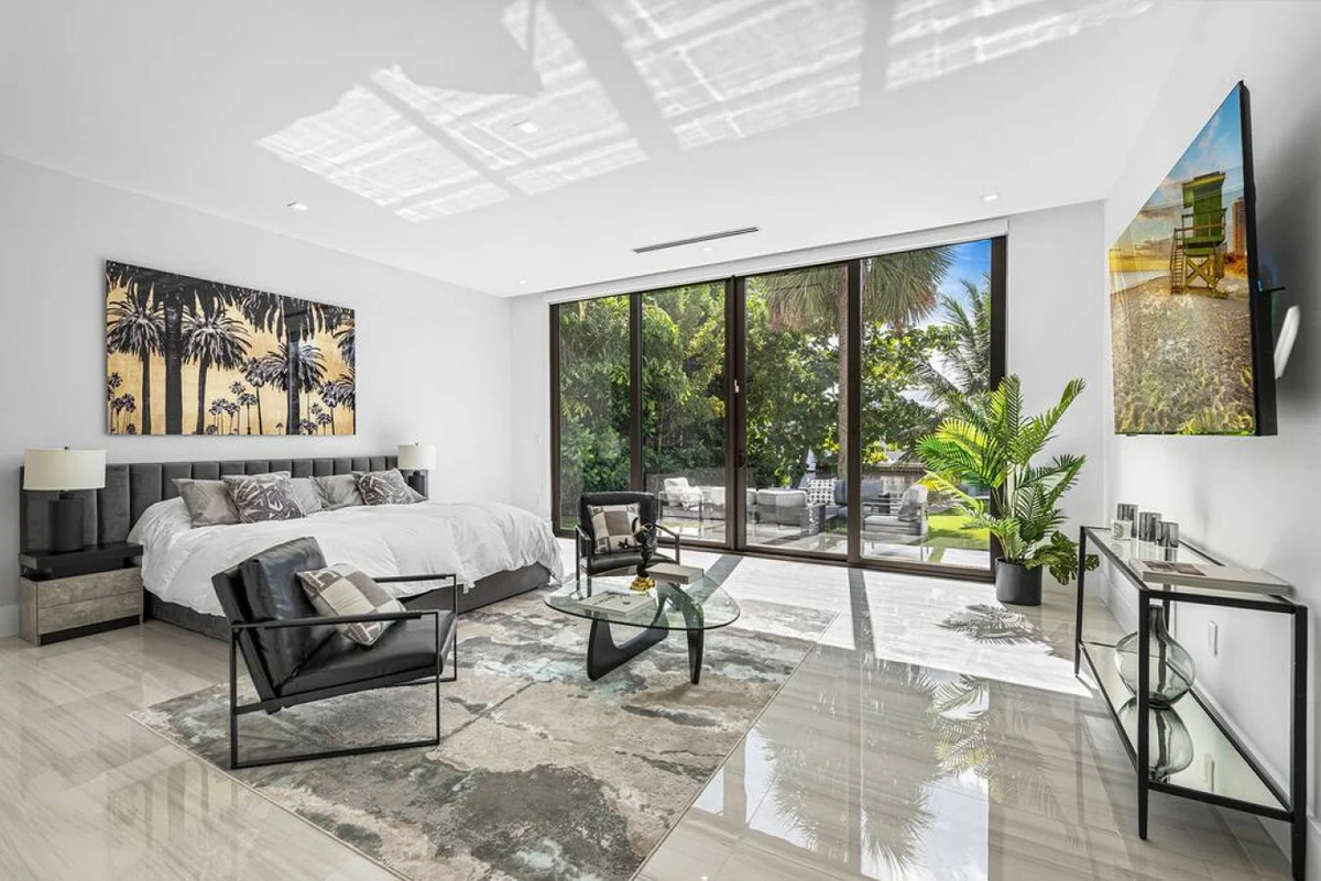 NEW Waterfront Villa w/ Pool/Jacuzzi/Billard #158