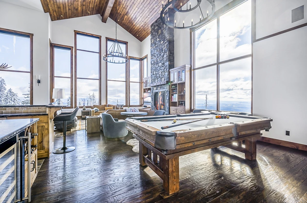The Inuksuk Lodge - 4800 sq/ft of Big White Excellence #109