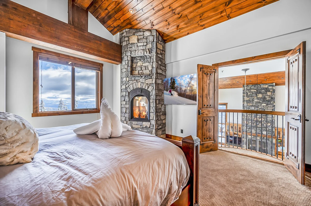 The Inuksuk Lodge - 4800 sq/ft of Big White Excellence #87