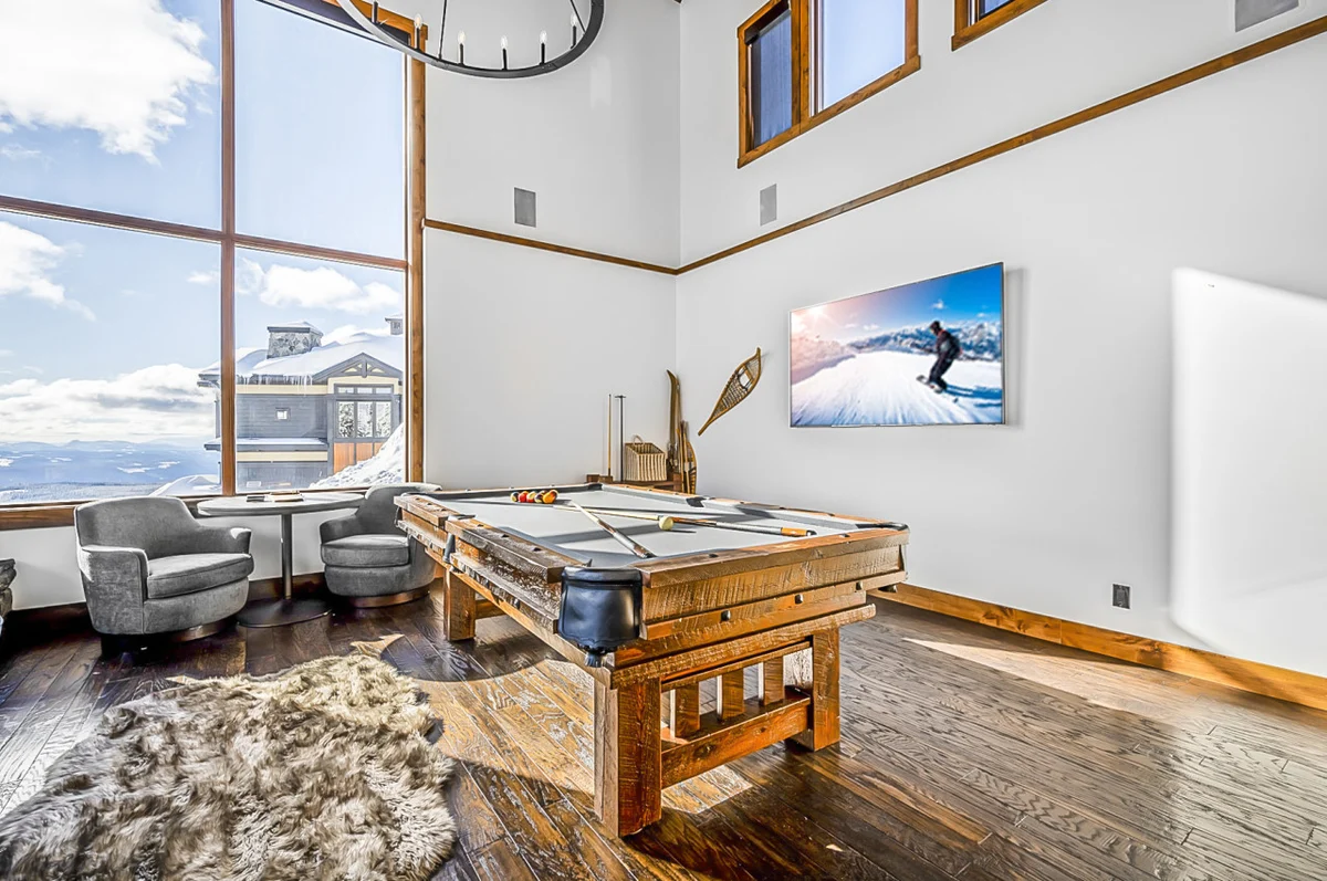 The Inuksuk Lodge - 4800 sq/ft of Big White Excellence #110