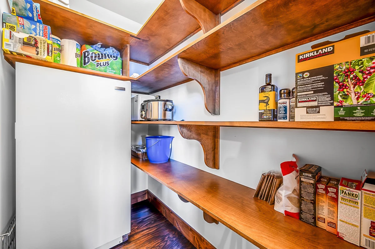 The Inuksuk Lodge - 4800 sq/ft of Big White Excellence #137