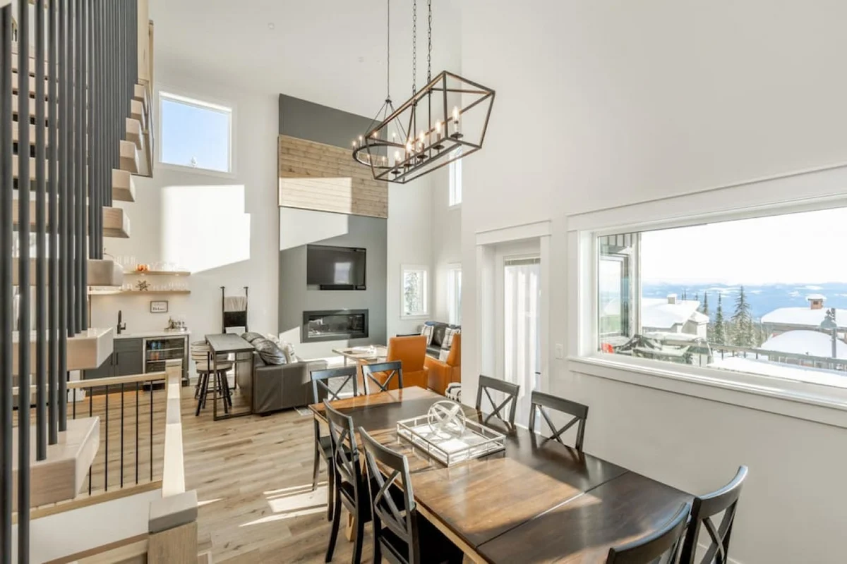 The White Pearl – Luxury Chalet w/Mountain Views #47