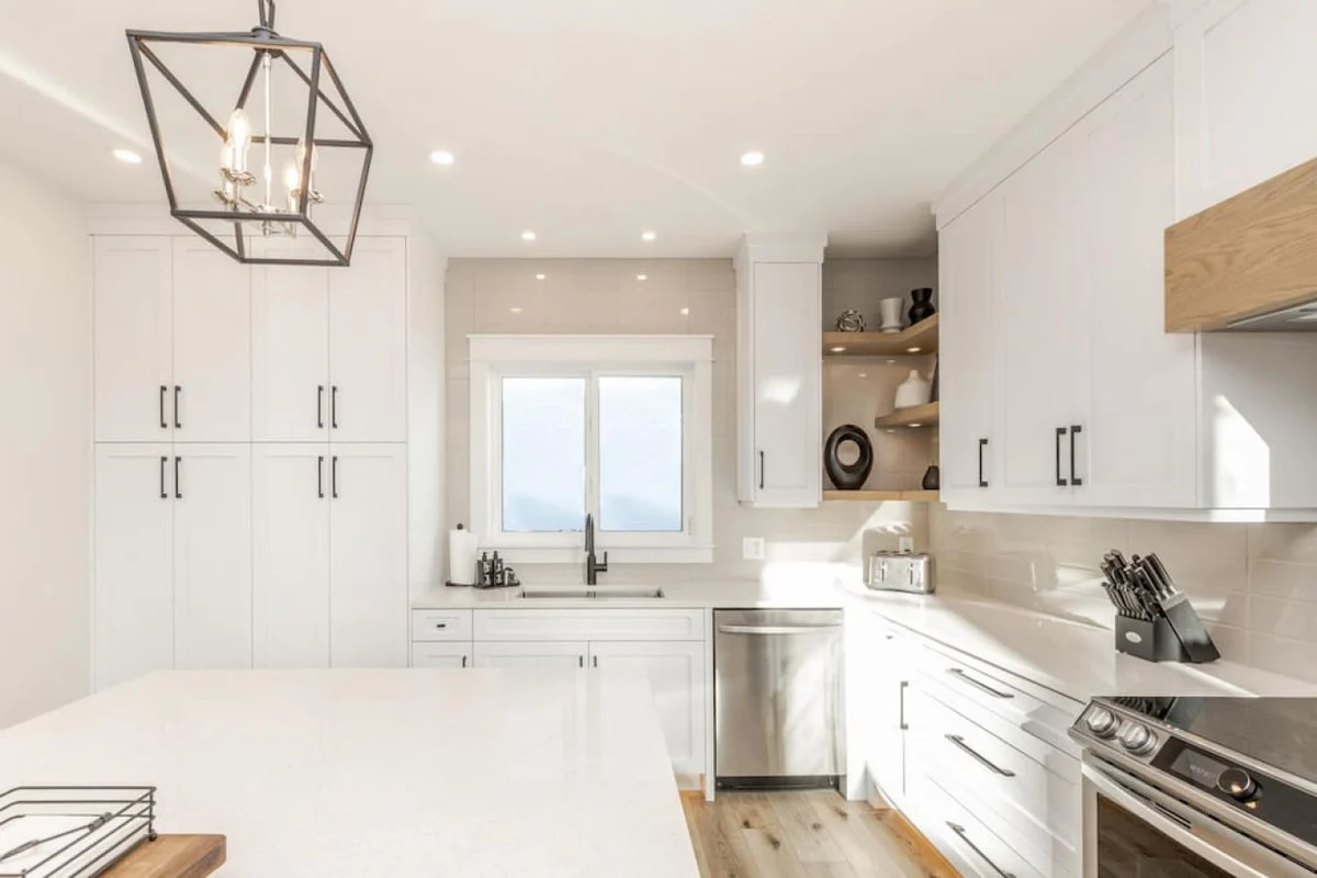 The White Pearl – Luxury Chalet w/Mountain Views #88