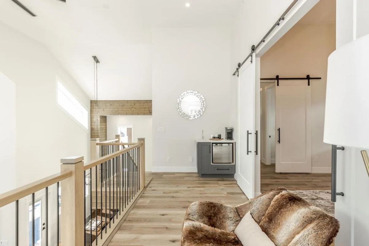 The White Pearl – Luxury Chalet w/Mountain Views #84