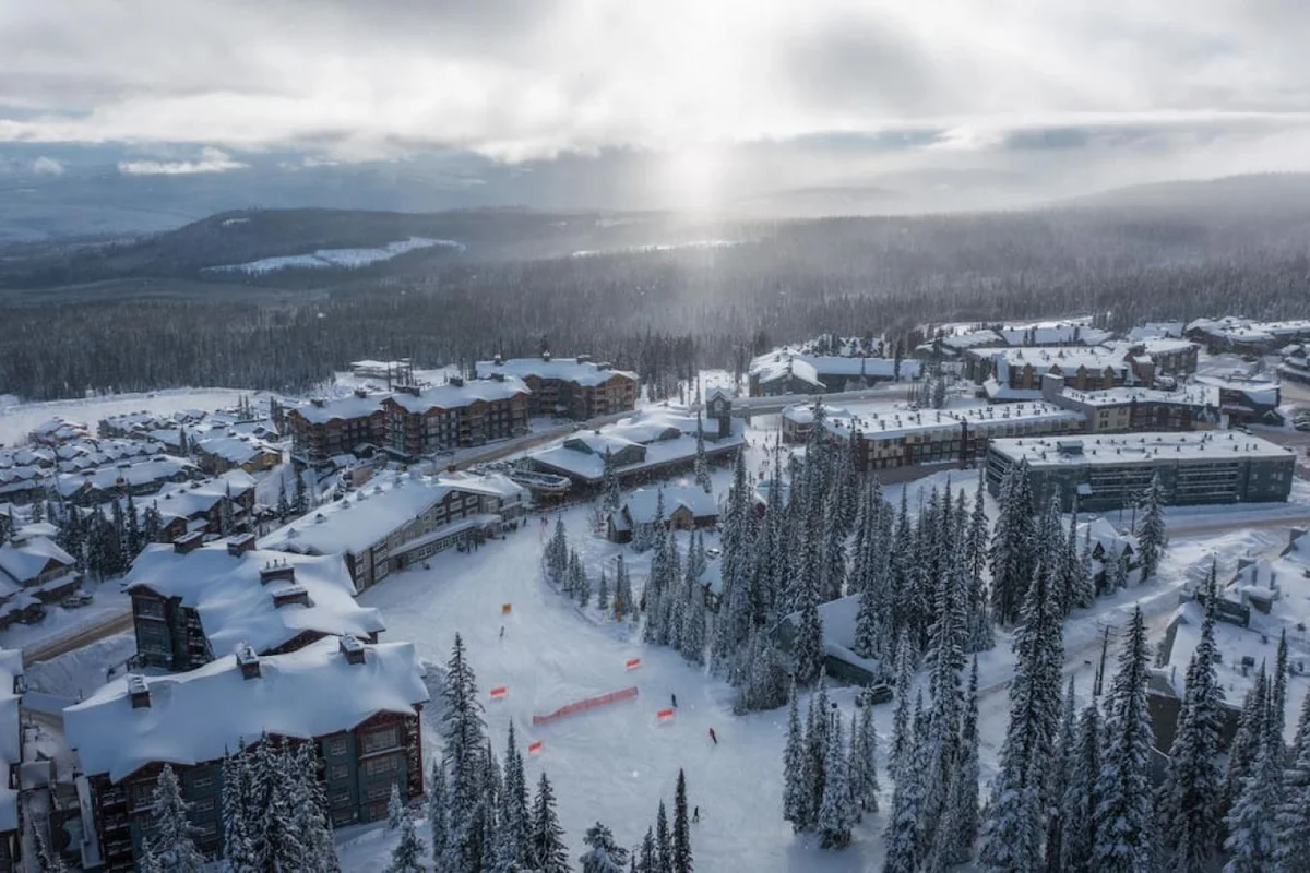 The White Pearl – Luxury Chalet w/Mountain Views #57