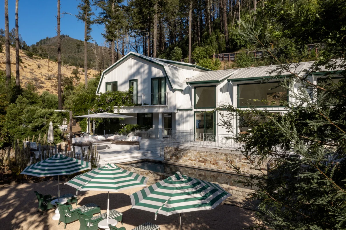 Kenwood Lodge - Luxury 5-Bedroom Retreat with Heated Pool #76
