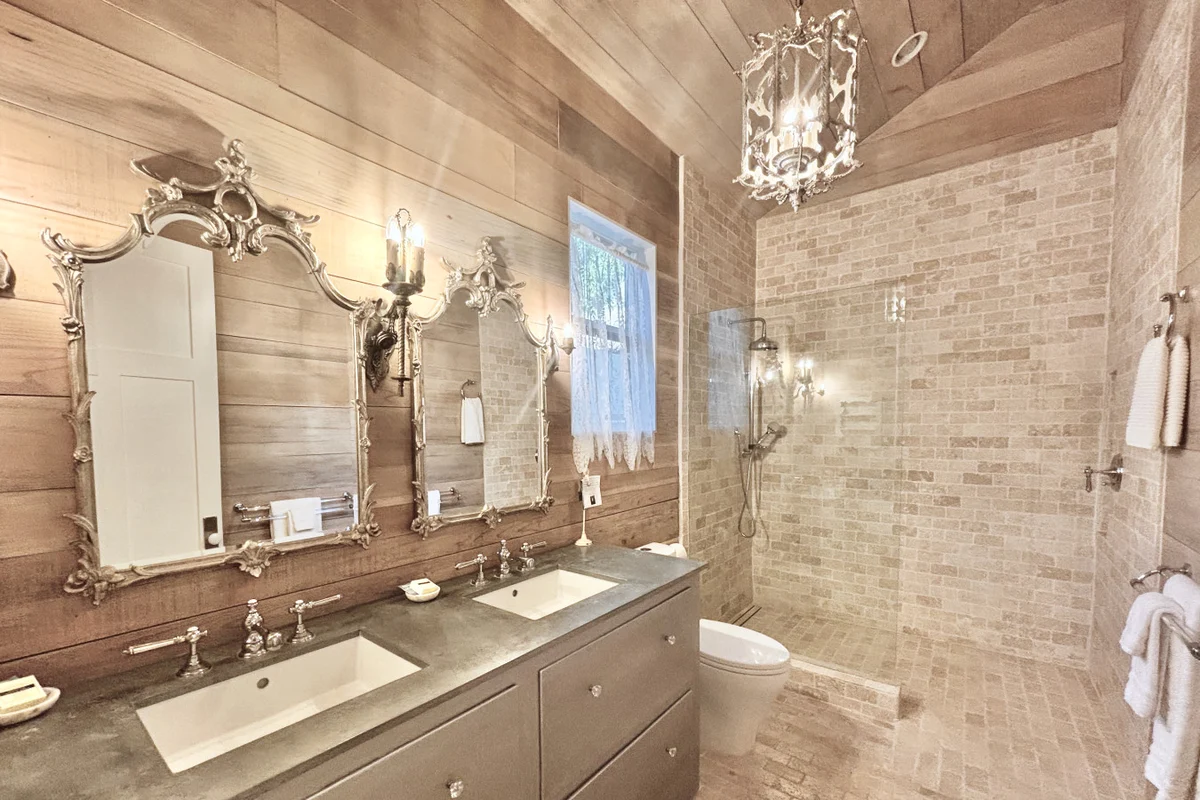 Kenwood Lodge - Luxury 5-Bedroom Retreat with Heated Pool #81