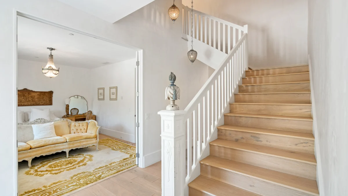 Kenwood Lodge - Luxury 5-Bedroom Retreat with Heated Pool #84