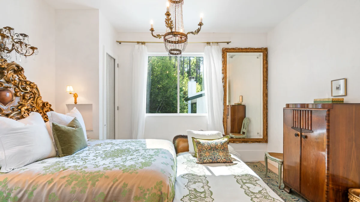 Kenwood Lodge - Luxury 5-Bedroom Retreat with Heated Pool #44