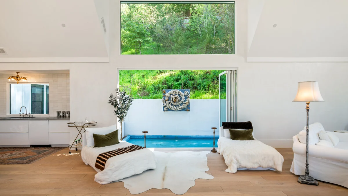 Kenwood Lodge - Luxury 5-Bedroom Retreat with Heated Pool #36