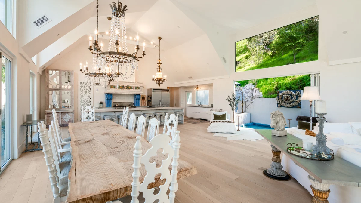 Kenwood Lodge - Luxury 5-Bedroom Retreat with Heated Pool #41