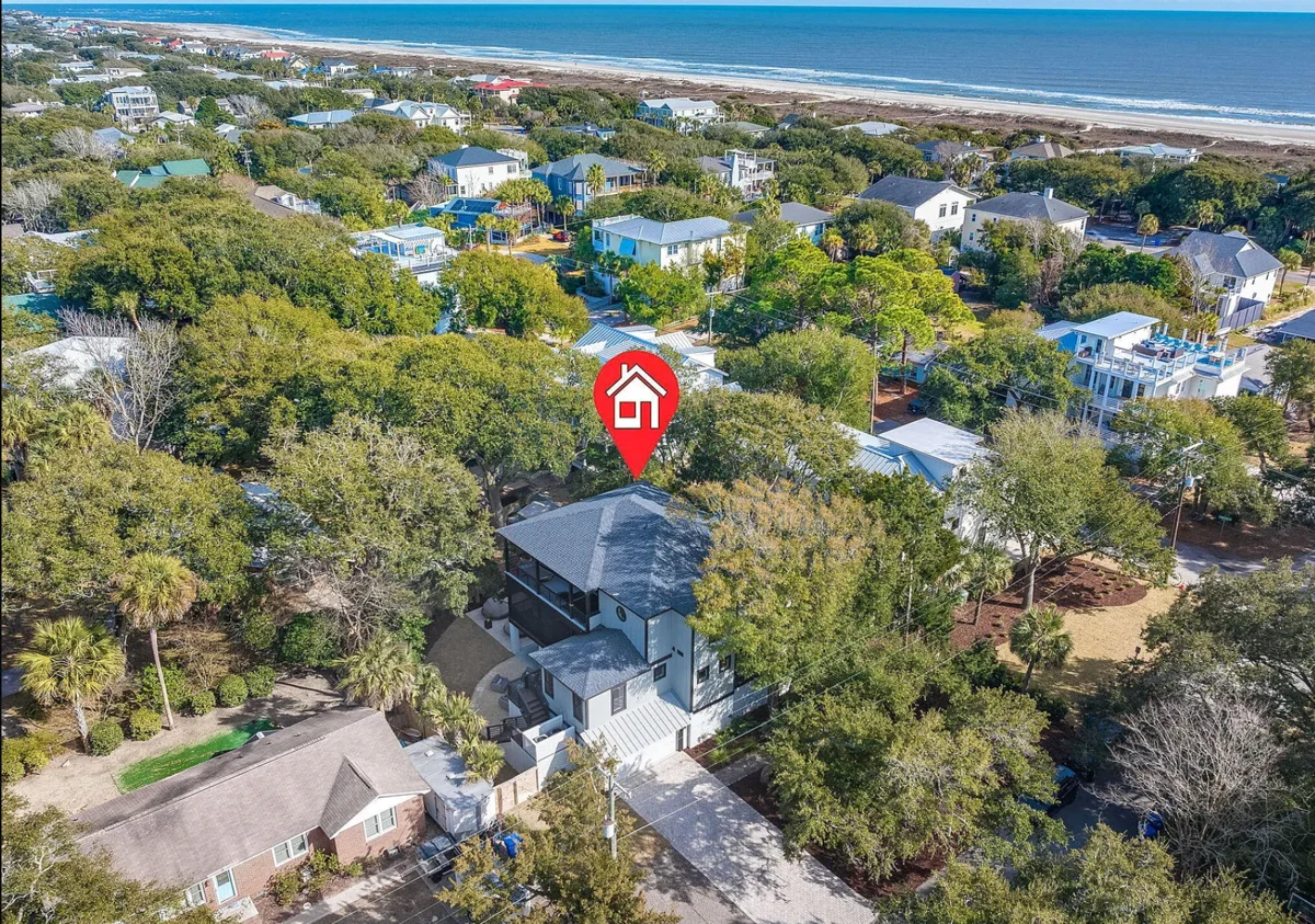 Home in Isle of Palms property photo 5