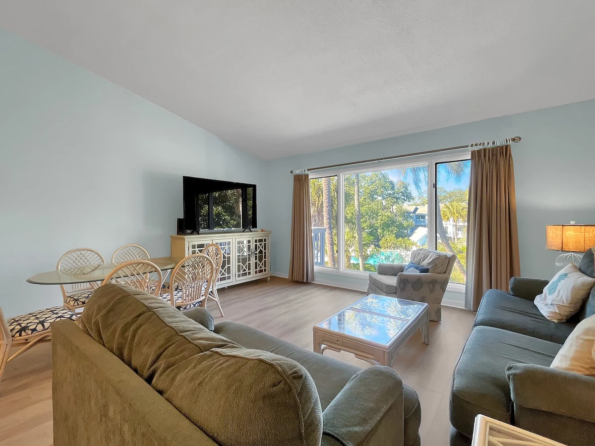 Condo in Isle of Palms property photo 5