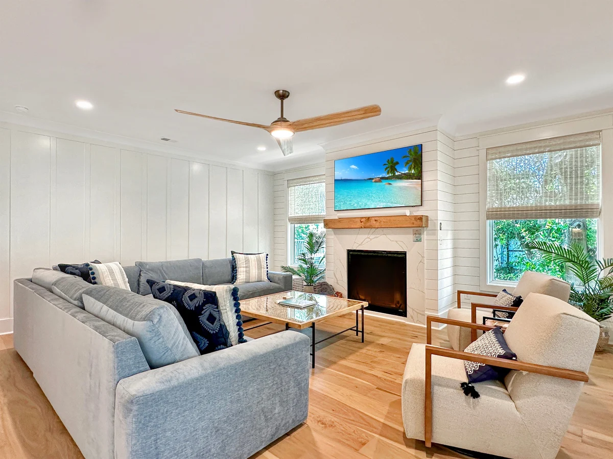 Home in Isle of Palms property photo 3