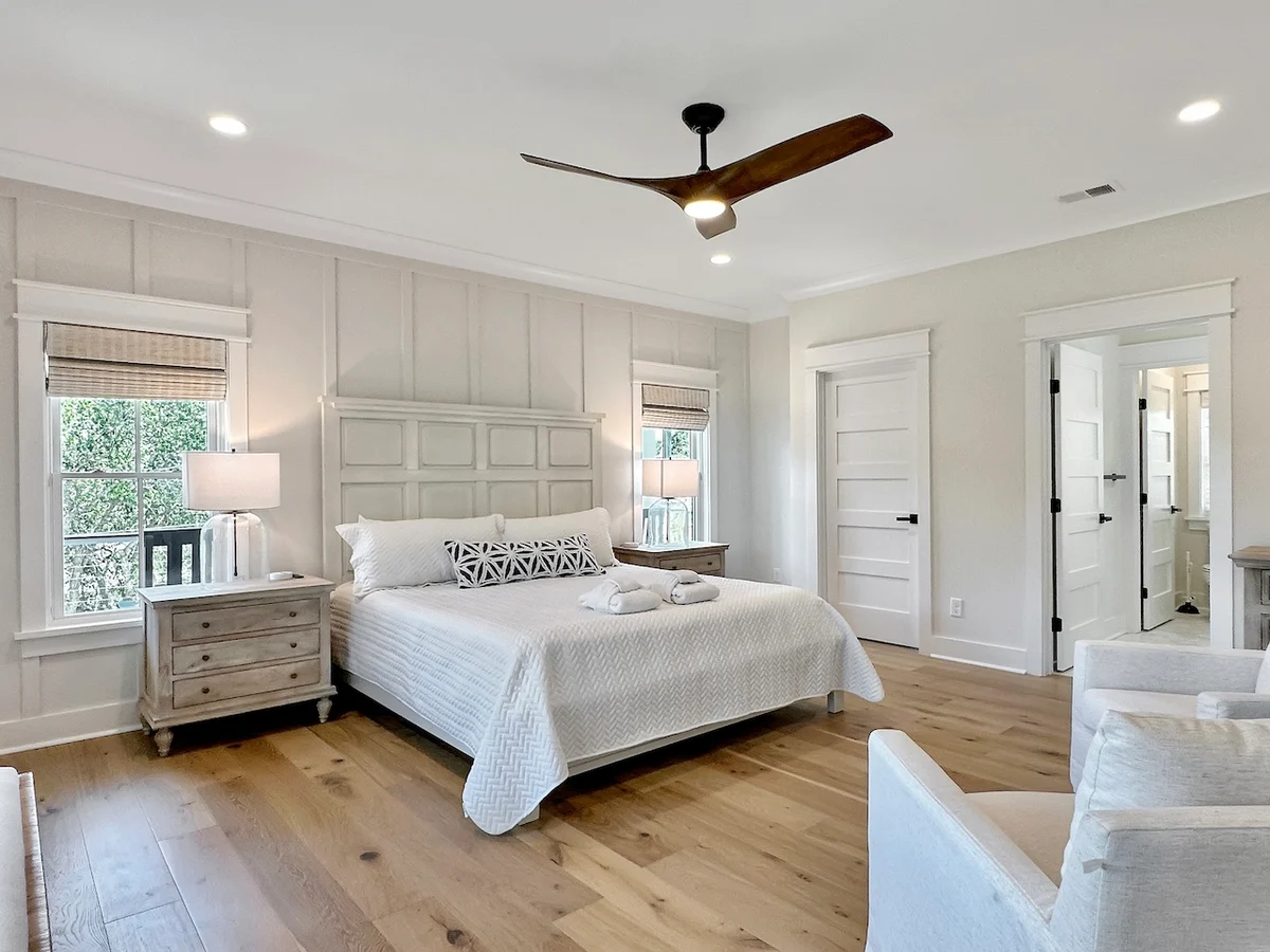 Home in Isle of Palms property photo 5