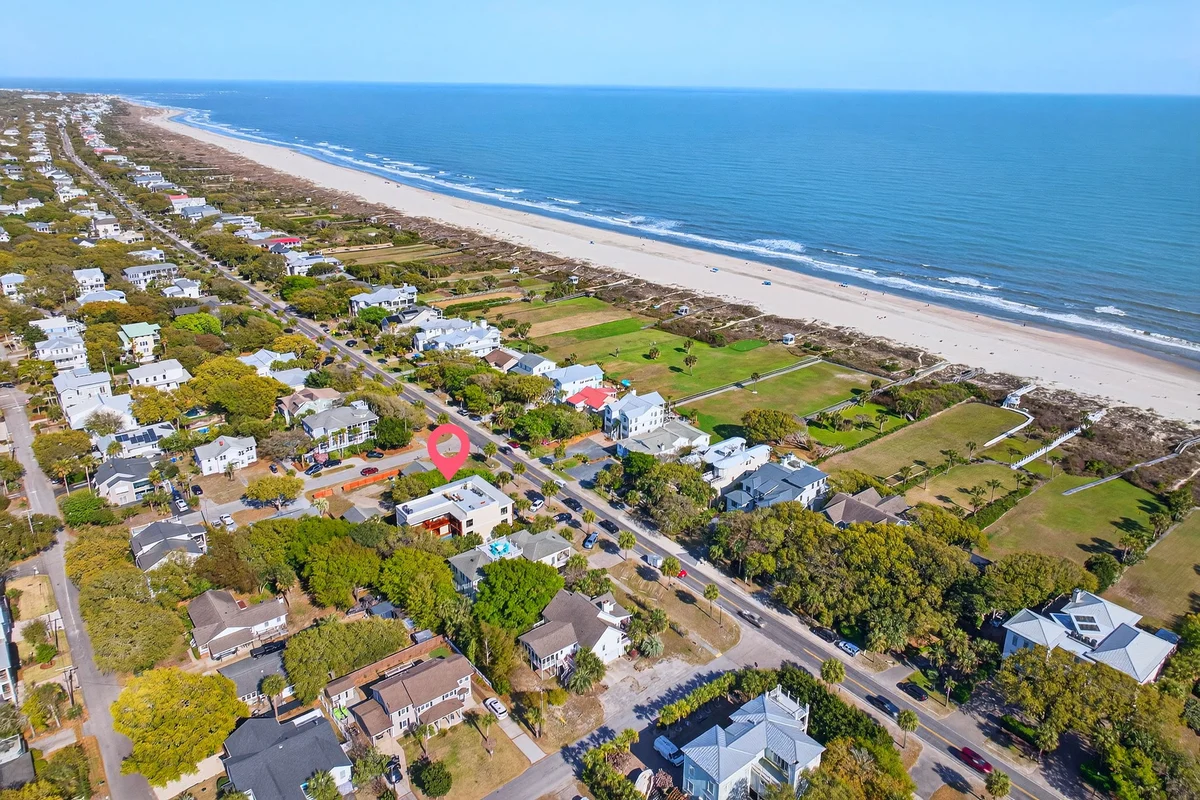 Home in Isle of Palms property photo 4